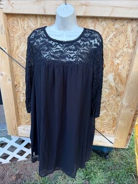 AUW Black Lace Yoke Long Sleeve Dress